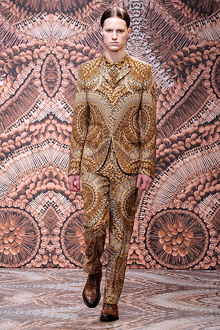 Alexander McQueen / - 2010-2011